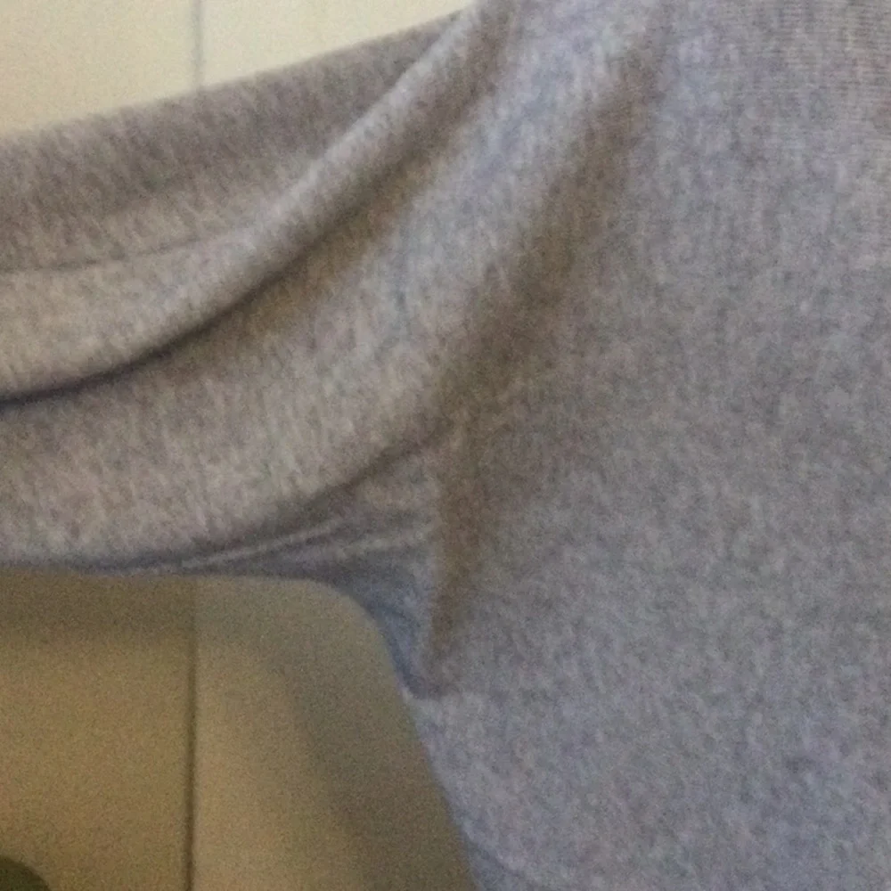 Sweater - Picture 2 of 5